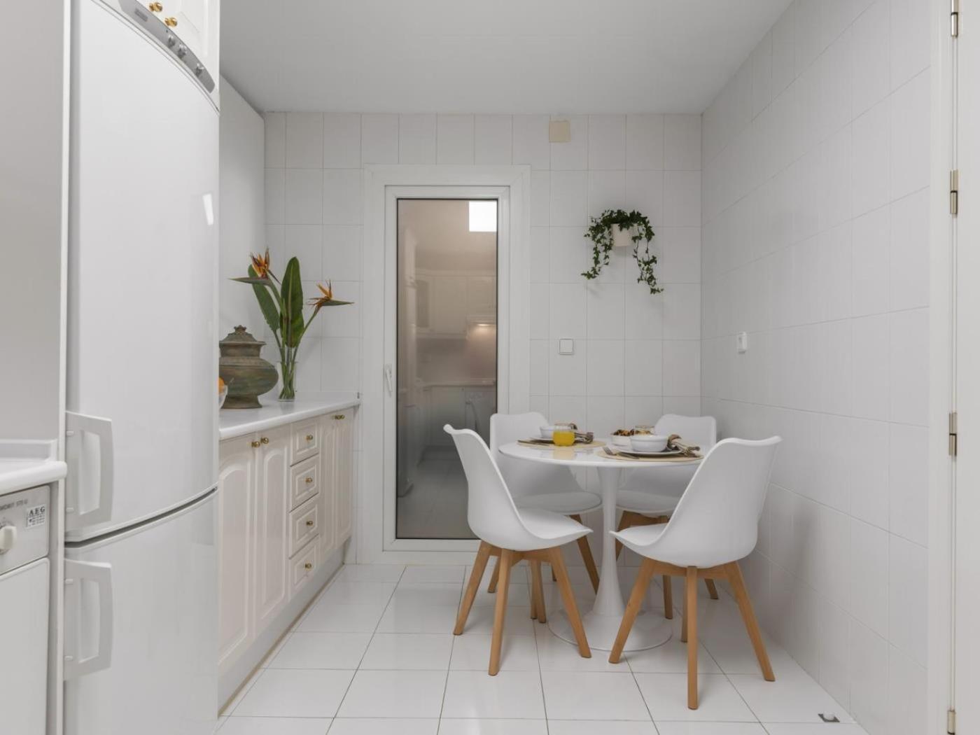 Apartment Puerto Banus 3 Bedroom Marbella