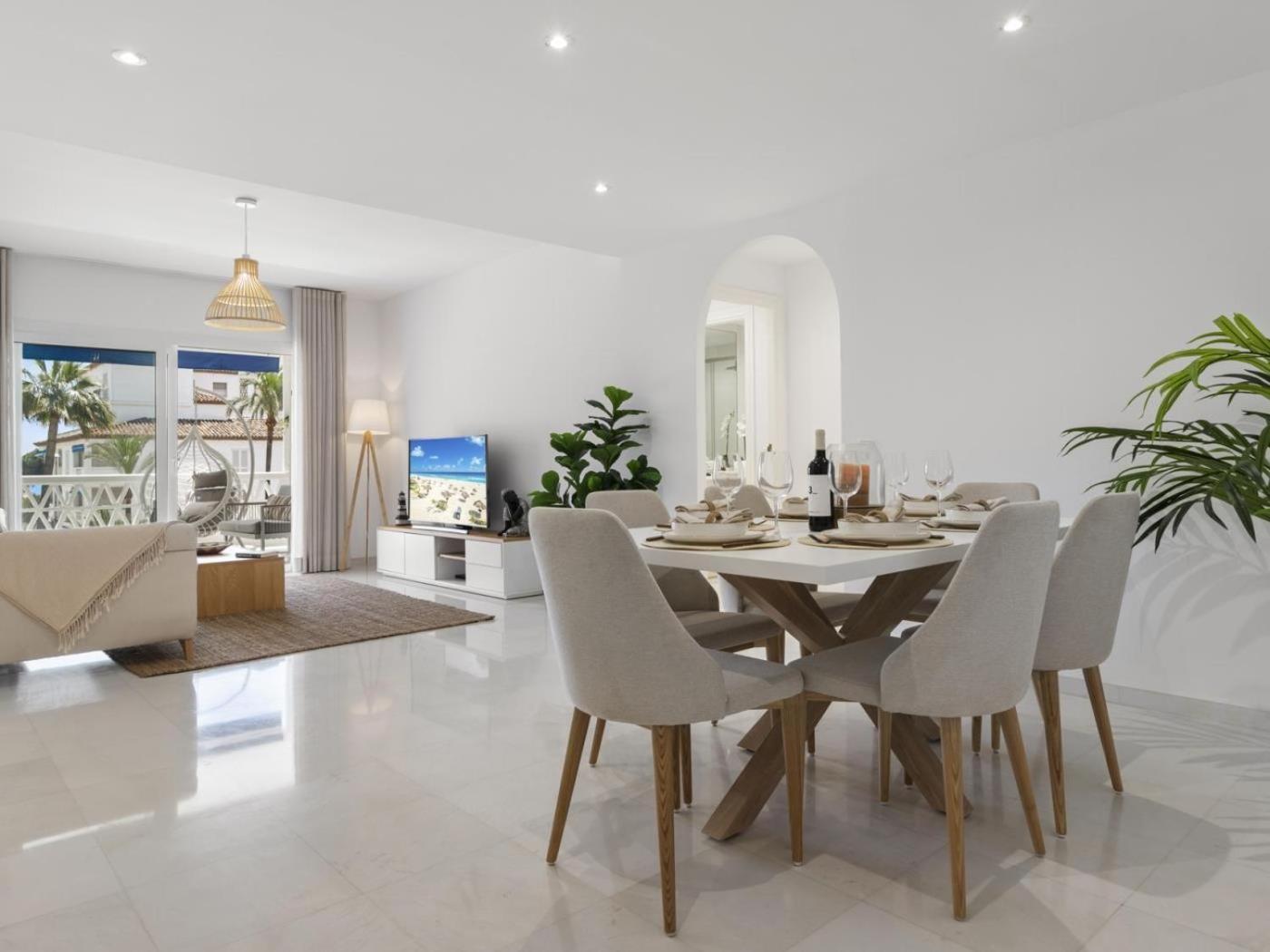 Apartment Puerto Banus 3 Bedroom *