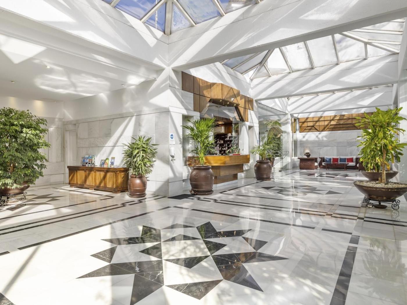 Apartment Puerto Banus 3 Bedroom Marbella