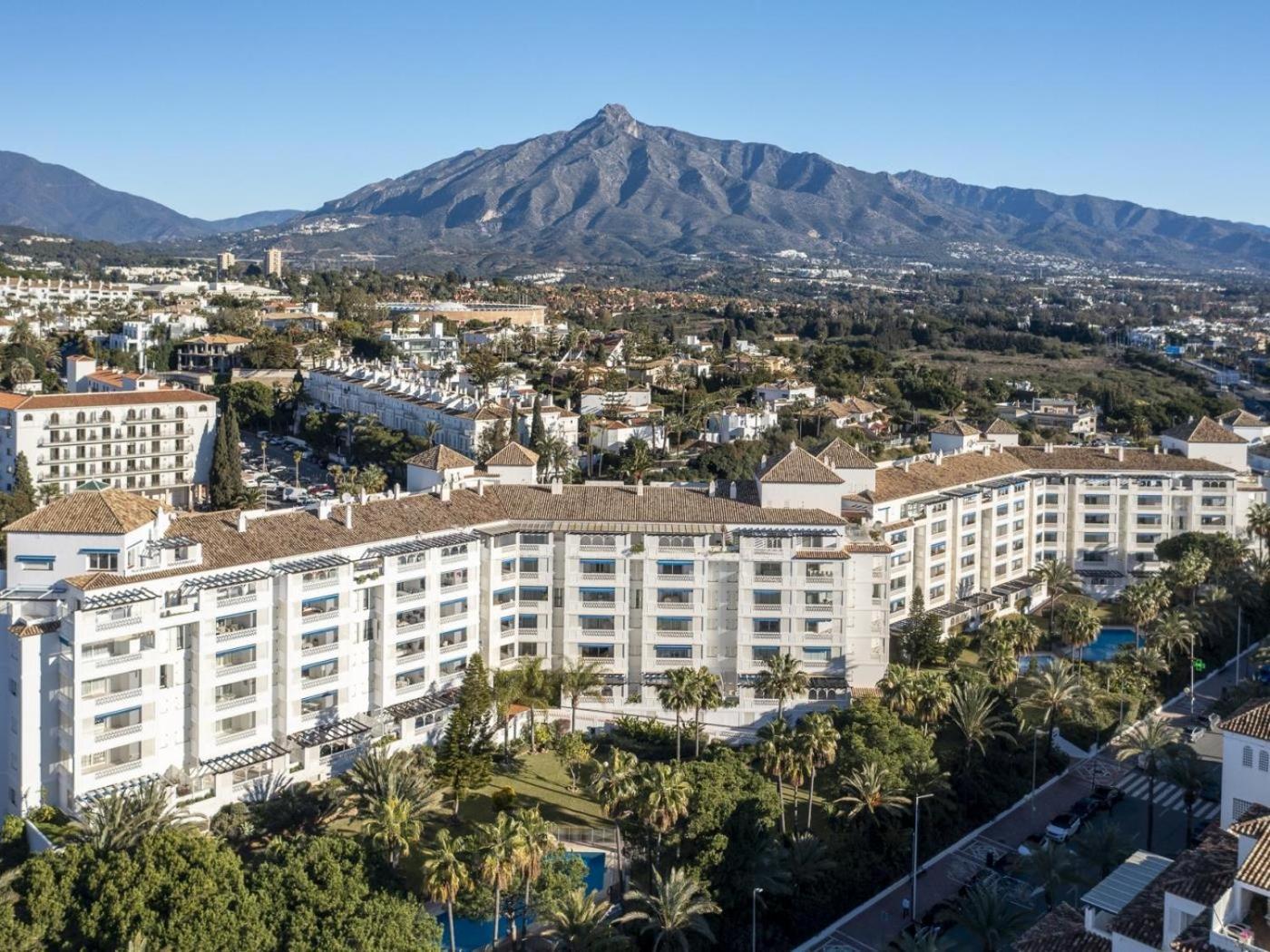 Puerto Banus 3 Bedroom Apartment Marbella